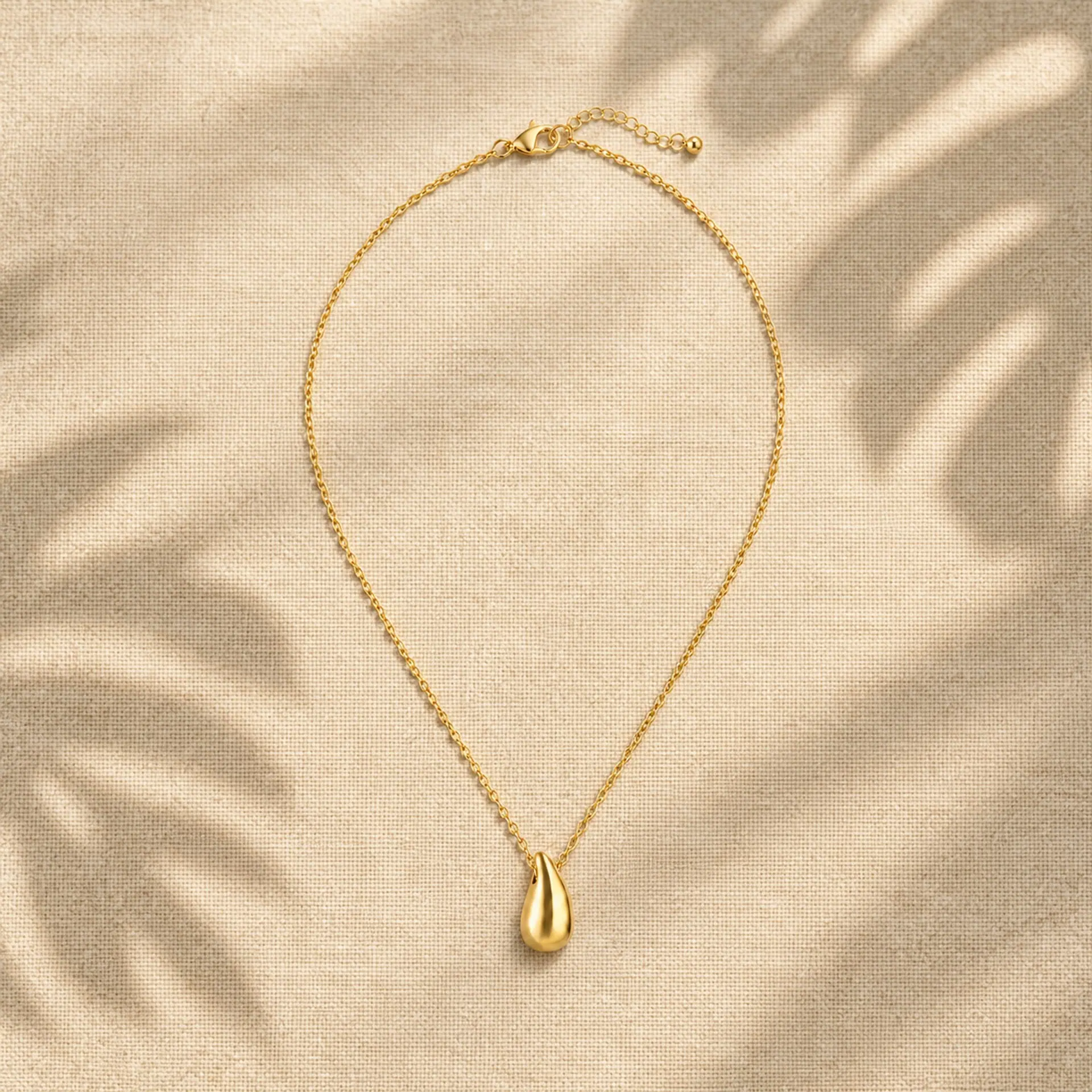 Collar Gota, foto 2